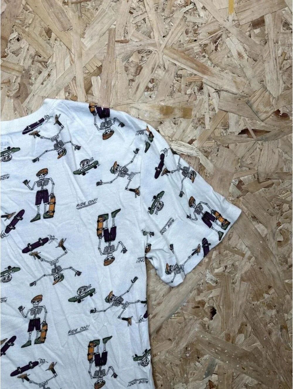 Old Navy Boys Softest Tee XL 14-16 White Skeleton Skateboard Graphic T-Shirt